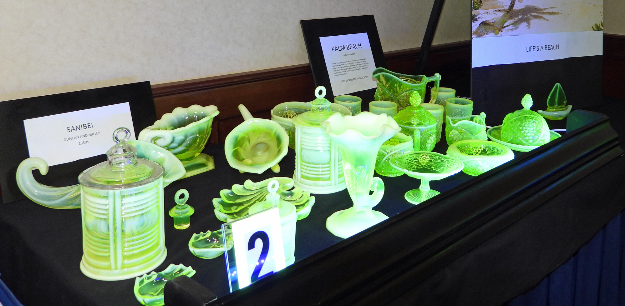 2021 Vgci Convention Photos Vaseline Glass Collectors Inc 0824